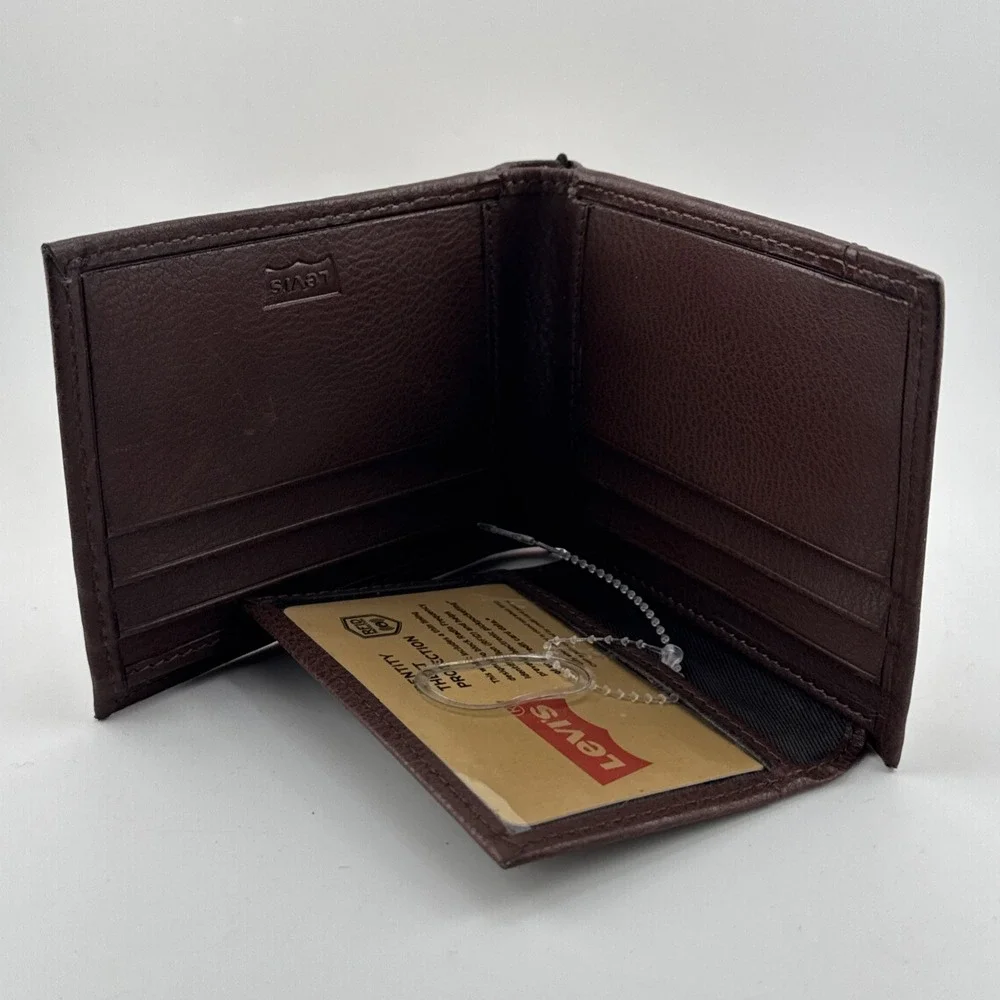 Levi's Men's RFID Bifold Leather Wallet Slim Classic Billfold